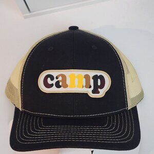 camp (camo) Black/Vegas Gold Mesh Snapback Trucker Hat